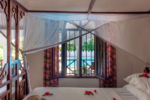 Pool Front Room