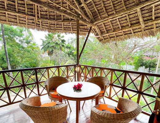 Superior Family Room Garden View