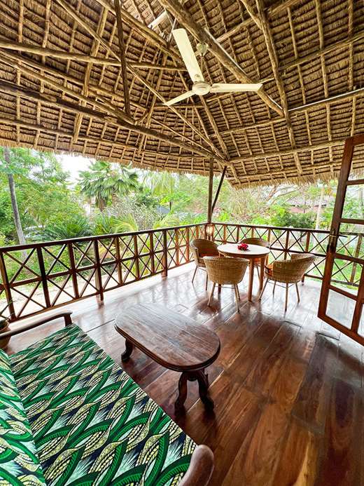 Superior Family Room Garden View